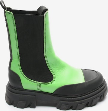 GANNI Dress Boots in 38 in Green: front