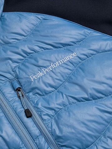 PEAK PERFORMANCE Outdoor Jacket in Blue