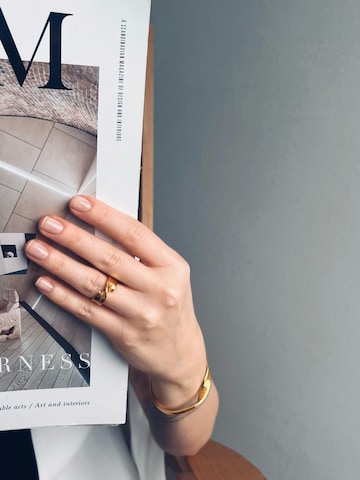 Les Reines Ring 'Golden Arc Ring' in Goud: voorkant