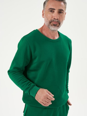 LOUIS LECLER Sweatshirt 'Carter' in Groen