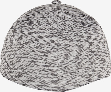 Casquette 'Delta Unipanel' Flexfit en gris