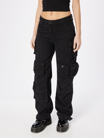 Edikted Loose fit Cargo Jeans in Black: front