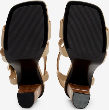 TOMMY HILFIGER Sandals in Beige