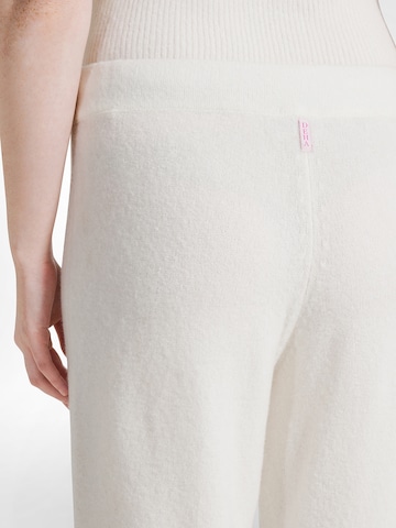 DEHA Regular Trousers in White