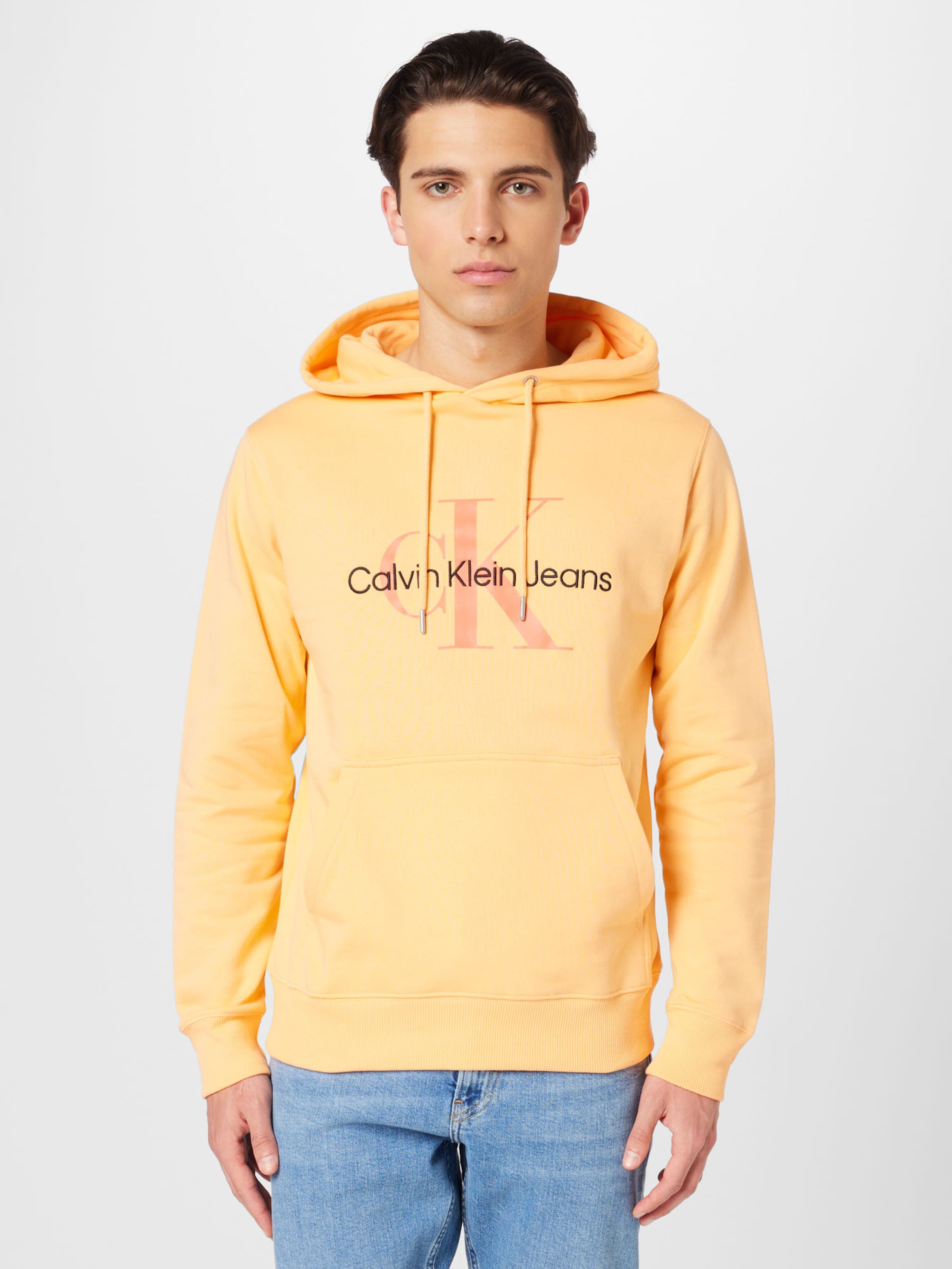 Calvin Klein Jeans Sweatshirt Essentials in Orange Salmon