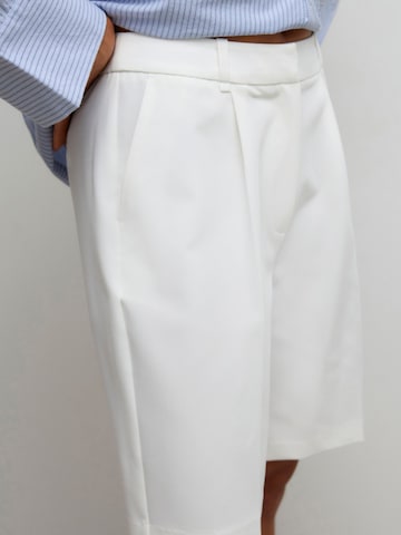 Loosefit Pantalon à plis VERO MODA en blanc