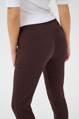 Kaffe - Slimfit Pantalón chino 'KALea' en marrón