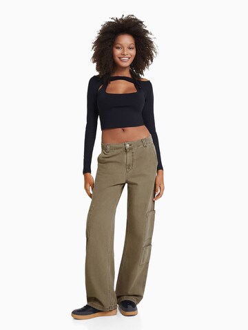 Bershka Loosefit Cargobroek in Beige