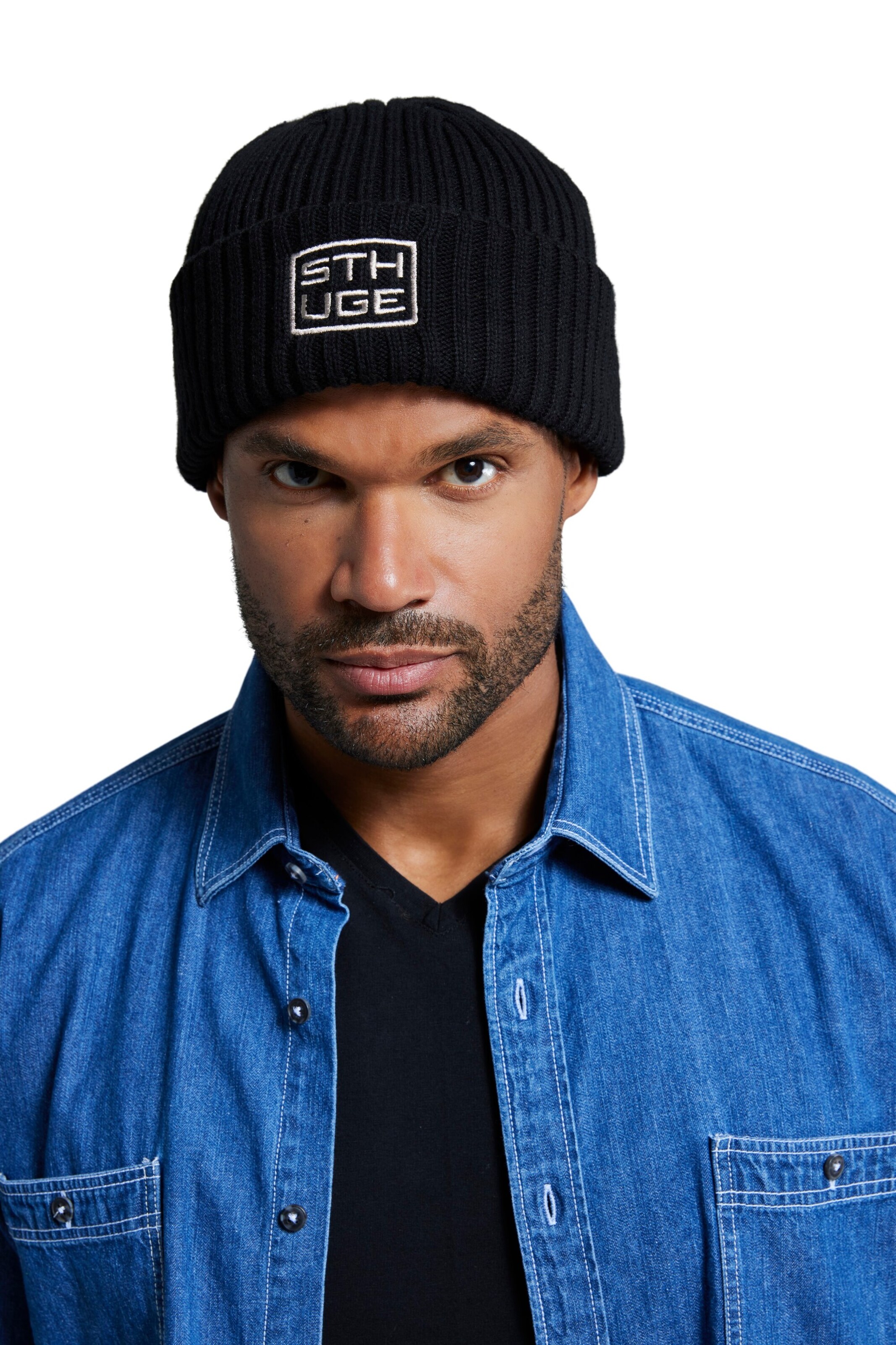 STHUGE Mütze in Schwarz: Vorderseite