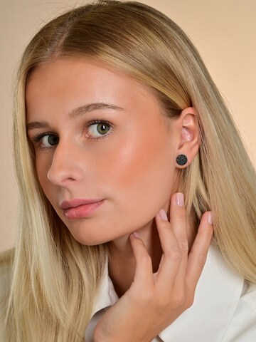 Akzent Earrings 'Cameron, hautverträglich' in Black: front