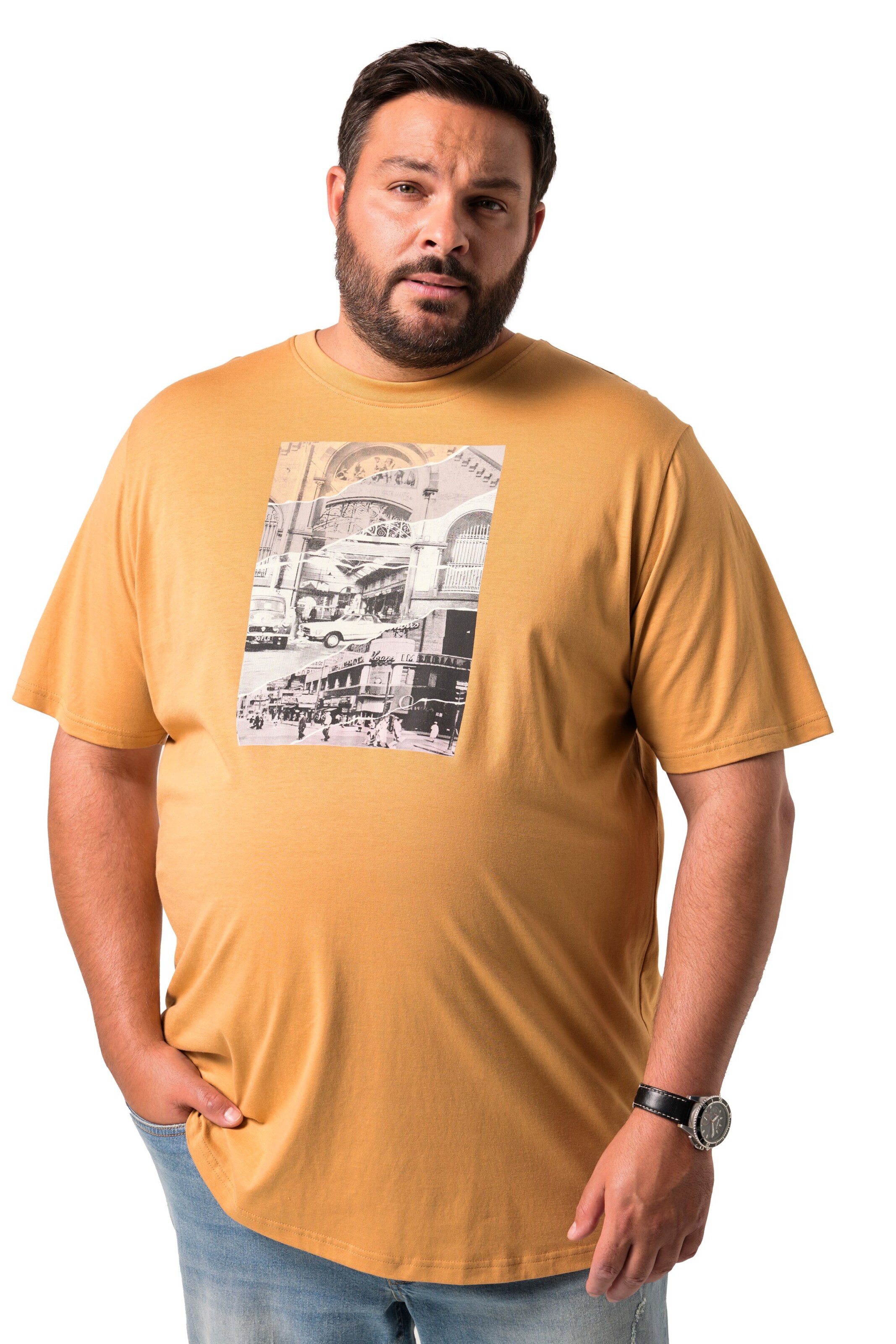 Men Plus Shirt in Orange: front