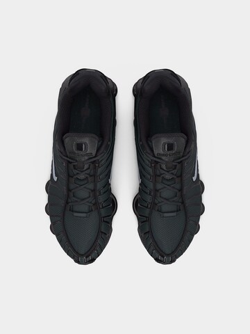 Nike SportswearNiske tenisice 'SHOX TL' - siva boja