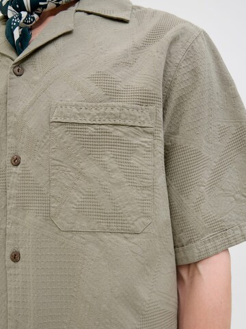 JACK & JONES Comfort fit Button Up Shirt 'BluLuke' in Green