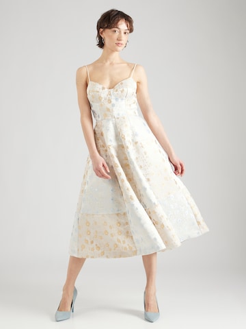 Robe True Decadence en blanc : devant