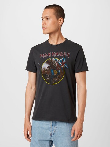 AMPLIFIED T-shirt 'IRON MAIDEN TROOPER' i grå: framsida