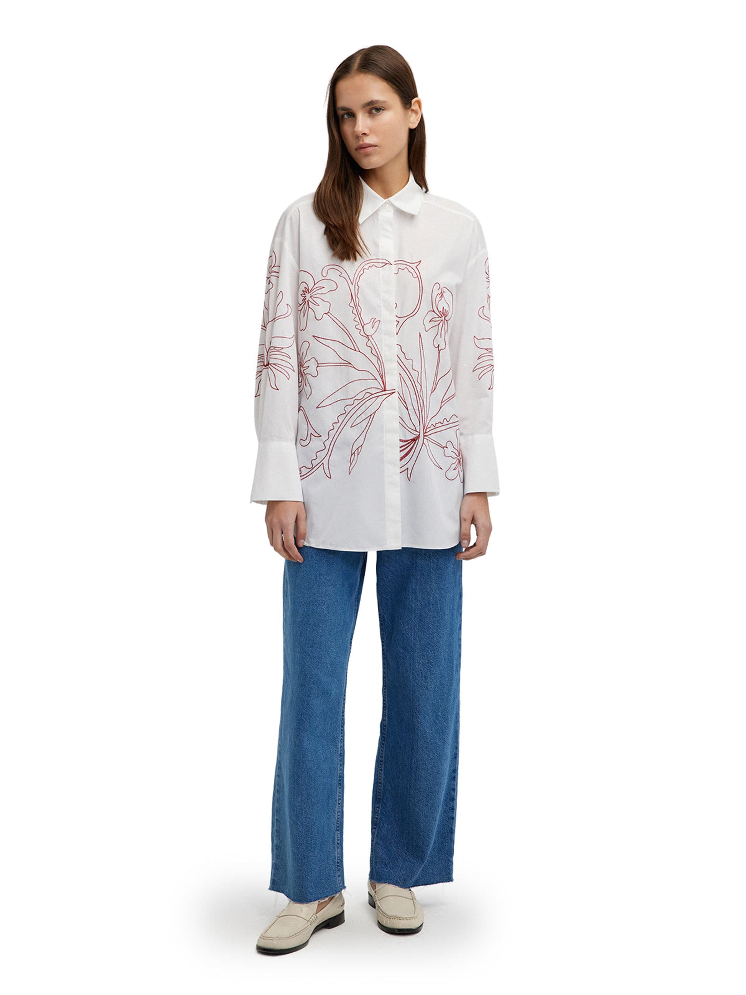 Touché Privé Blouse 'Embroidered Shirt' in Beige: front