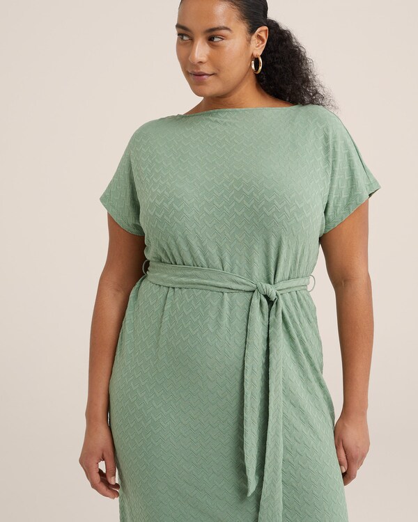 WE Fashion Dress in Mint
