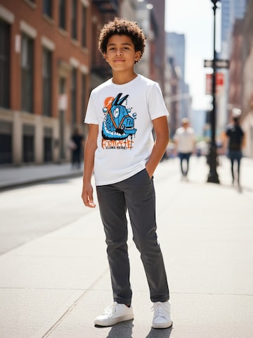 Fortnite Shirt 'Llame here'‌‌‌ in Weiß