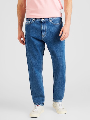 Tommy Jeans Loosefit Jeans 'Isaac' in Blauw: voorkant