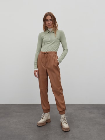 EDITED Tapered Pants 'Madison' in Brown