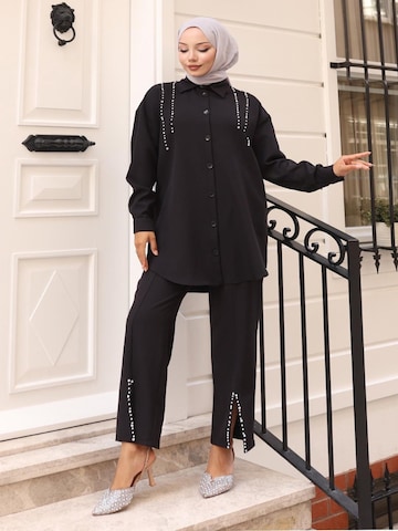 MODAMIHRAM Tunic in Black