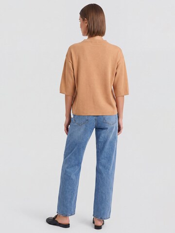APART Pullover in Braun