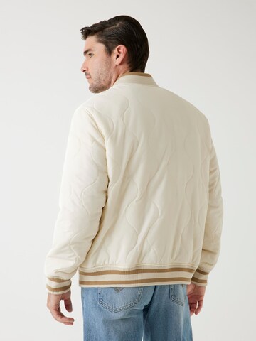 GUESS Between-Season Jacket in Beige