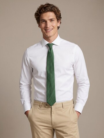 Suitable Tie in Green: front