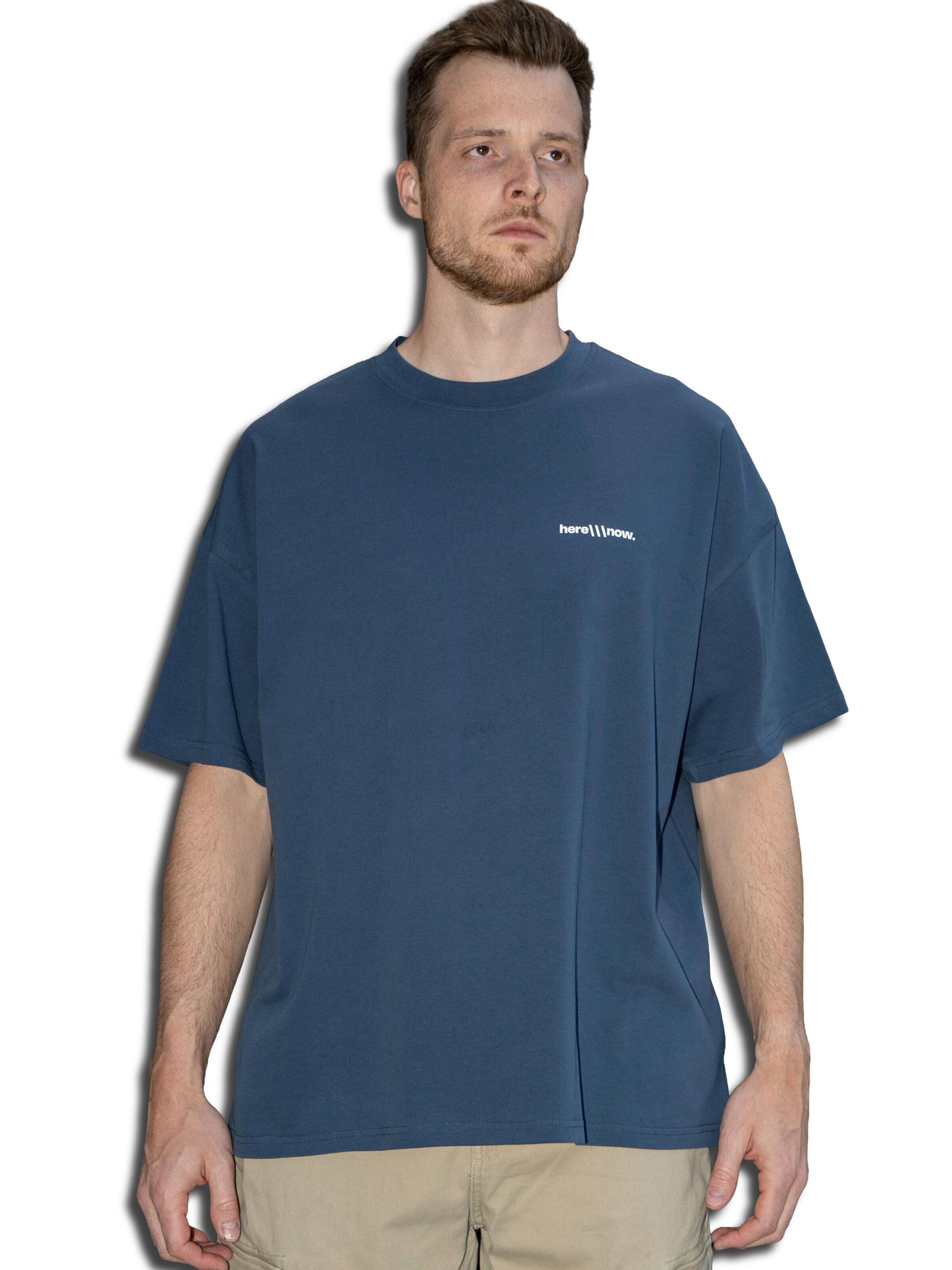 here\
ow. Shirt 'Connections T-shirt' in Blauw
