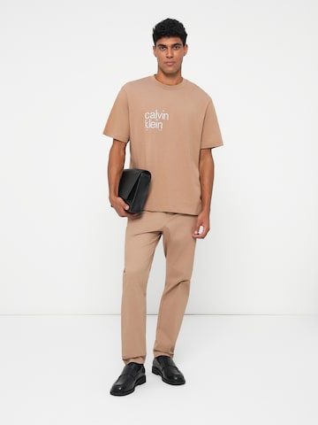 Calvin Klein Jeans - Camiseta '20S IO' en beige