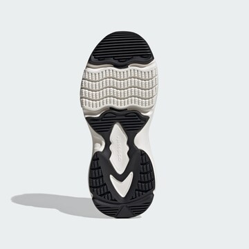 ADIDAS ORIGINALS Σνίκερ χαμηλό 'Ozgaia' σε λευκό