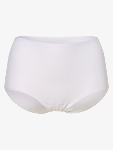 Chantelle Panty in White: front