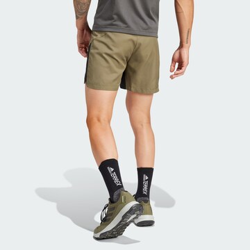 ADIDAS TERREX Slimfit Sportshorts 'Multi' in Grün