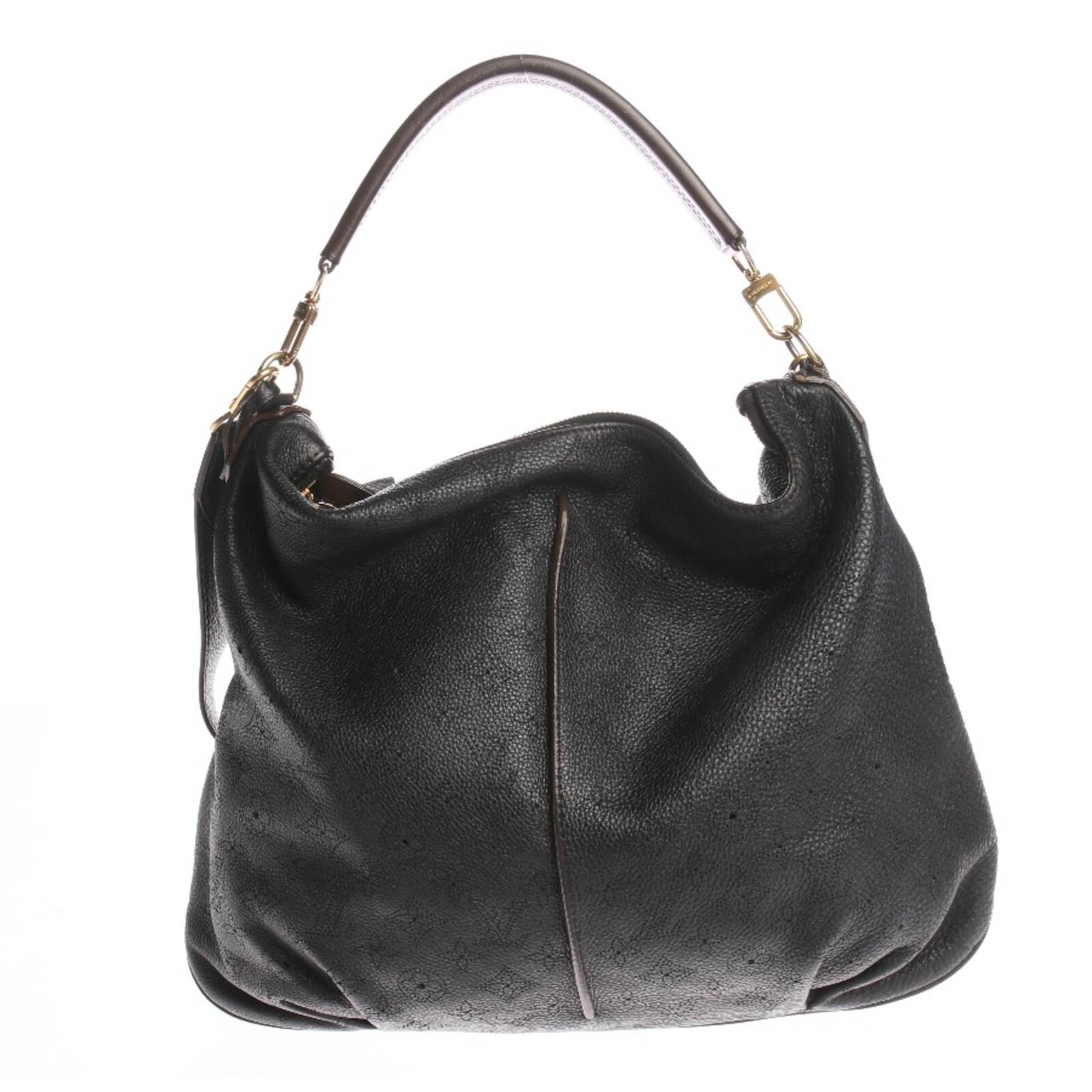 Louis Vuitton Bag in One size in Black: front