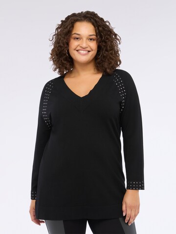 Fiorella Rubino Sweater in Black: front