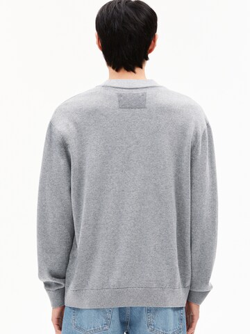ARMEDANGELS Sweater in Grey