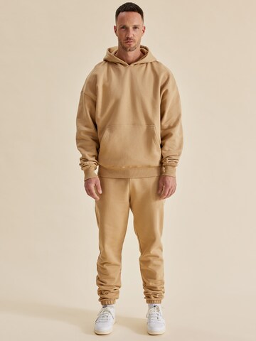 DAN FOX APPAREL Sweatshirt 'Dean' in Beige