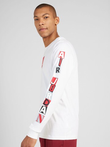 T-Shirt 'BRAND' Jordan en blanc