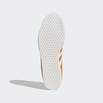 ADIDAS ORIGINALS Низкие кроссовки 'Gazelle' в Оранжевый