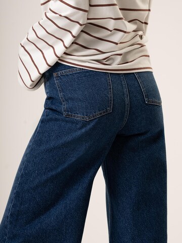 Tatiana Zidekova Wide leg Jeans in Blue