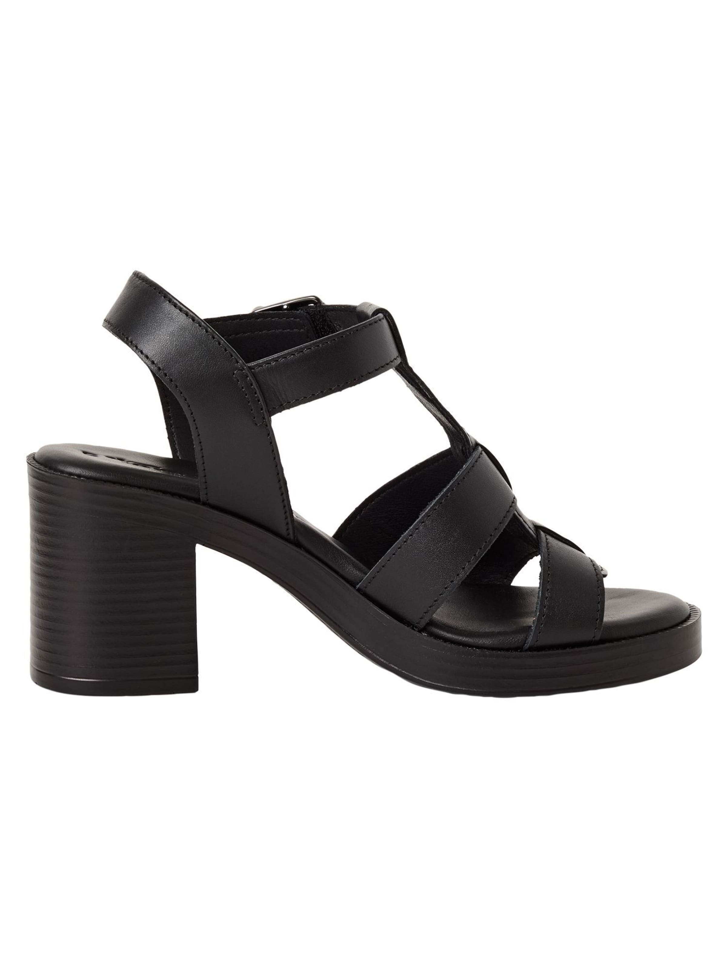 Tamaris Sandals in Black