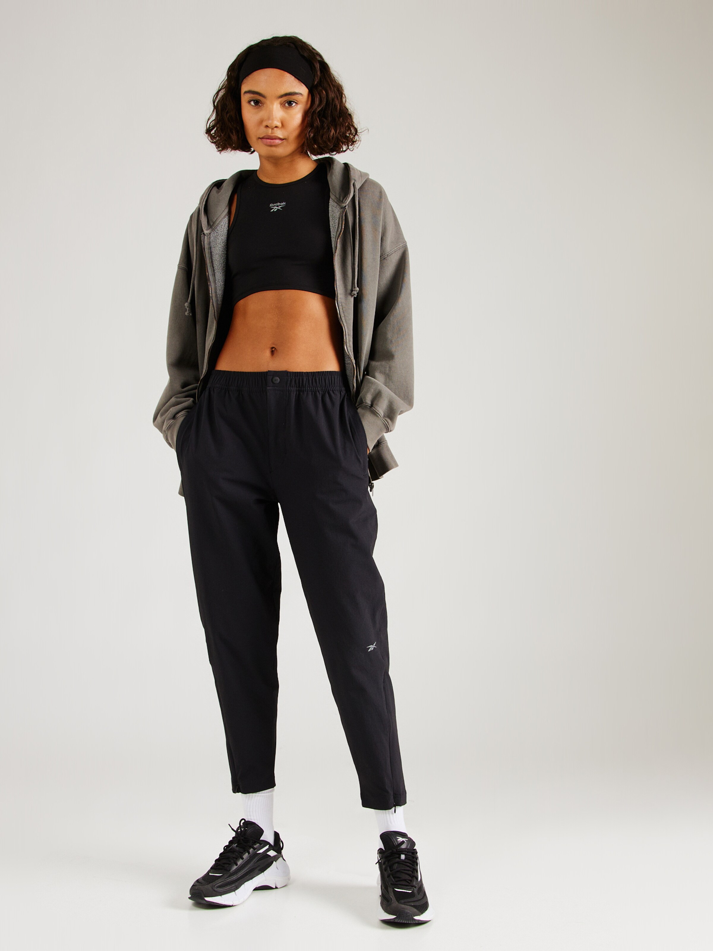 Pantalon deportivo reebok hotsell