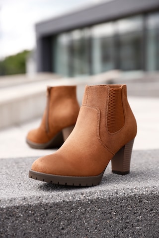 Aniston Stiefelette in Braun