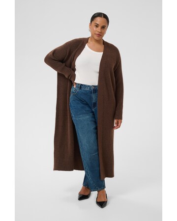 Cardigan KAFFE CURVE en marron : devant