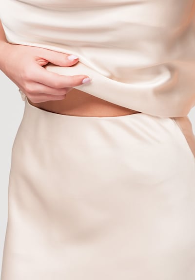 Ombre Rok in 36 in de kleur Bessen, Productweergave
