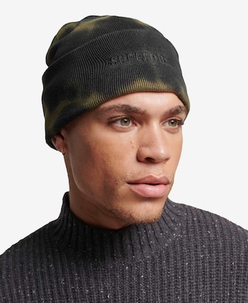 Bonnet Superdry en vert : devant