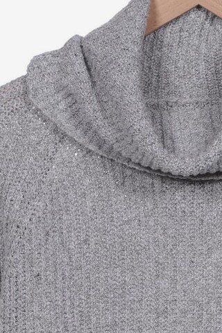 HOLLISTER Sweater & Cardigan in XS in Grey