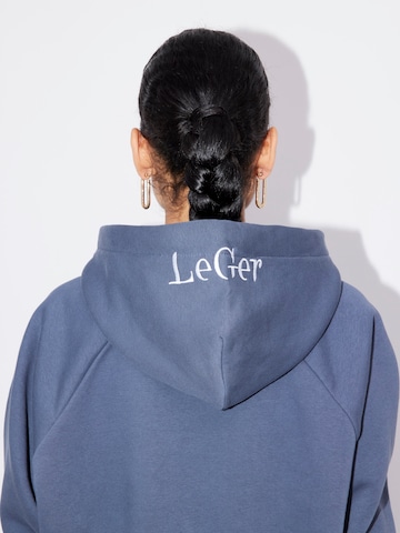 LeGer by Lena Gercke Sweatshirt 'Hayley' i blå: forside