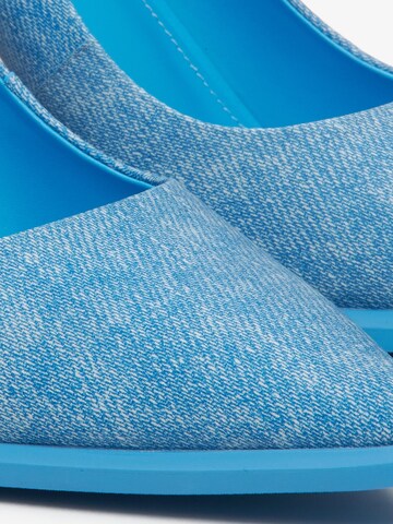 Estro Pumps met hoge voorkant '532-801' in Blauw