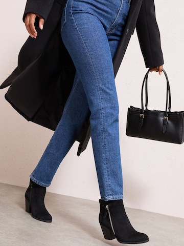 Friends Like These - Botim em preto